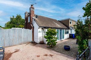 Sandy Lane Preston Brook